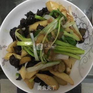 怀山药烩海参的做法步骤：8