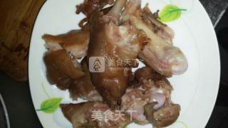 凉拌猪蹄的做法步骤：1