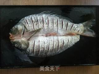 10分钟白味烤鱼的做法步骤：1