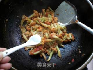 番茄炒花菜的做法步骤：7