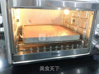 长颈鹿蛋糕卷的做法步骤：17