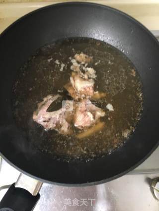 ????牛肉炖胡萝卜的做法步骤：3