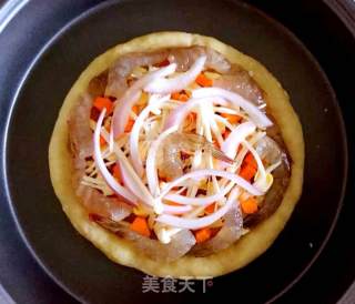 鲜虾时蔬披萨的做法步骤：4