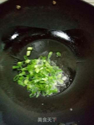 土豆丝~三鲜土豆丝的做法步骤：2