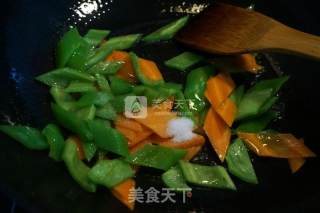 尖椒胡萝卜炒猪肝的做法步骤：8
