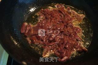尖椒胡萝卜炒猪肝的做法步骤：9