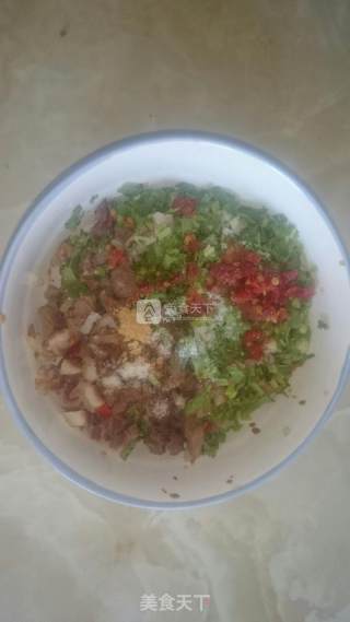 牛肉拌香菜（香菜爱好者）的做法步骤：3