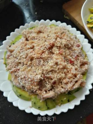 南瓜版米粉蒸肉的做法步骤：5