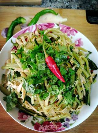 快手菜--豆皮拌黄瓜的做法步骤：4