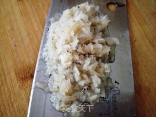 宝宝辅食——银鱼蛋黄青菜粥的做法步骤：2