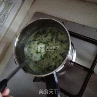 宝宝辅食——银鱼蛋黄青菜粥的做法步骤：6