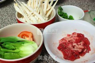 杏鲍菇牛肉粉的做法步骤：1