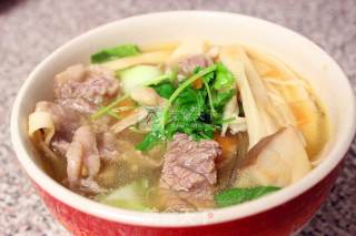 杏鲍菇牛肉粉的做法步骤：10