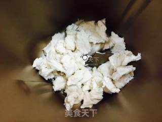 中种肉松面包卷的做法步骤：2