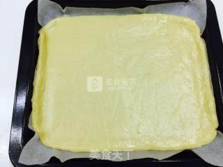 中种肉松面包卷的做法步骤：11