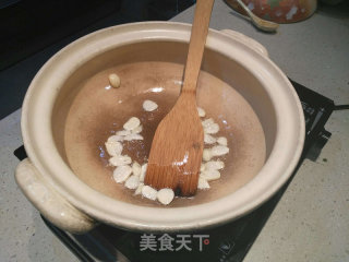 开心果姐姐椰汁香芋虫草花煲的做法步骤：2