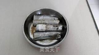 煎带鱼的做法步骤：2