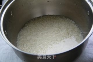 好吃的酱香腊肠米饭的做法步骤：2