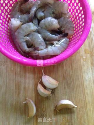 蚝油胡椒虾的做法步骤：1