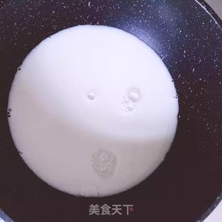 夏日美食——奶香鸡蛋布丁的做法步骤：4