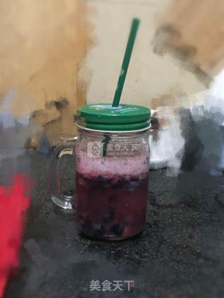 蓝莓气泡水的做法步骤：4