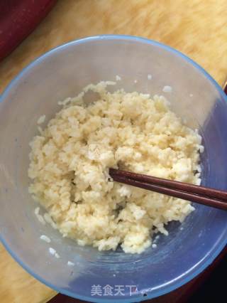 小黄人饭团的做法步骤：2