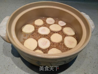 开心果姐姐小麦胚芽煲仔饭的做法步骤：5
