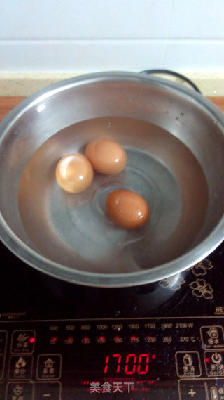 太阳蛋面包的做法步骤：1