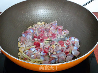 鸡胗炒豆角的做法步骤：6