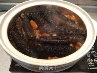 开心果姐姐野生海参焖纯种土猪肉的做法步骤：7