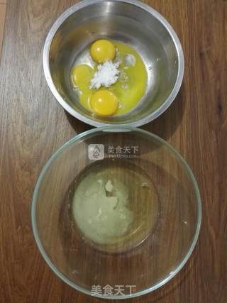 黑芝麻戚风蛋糕的做法步骤：3