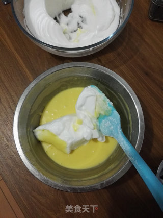 黑芝麻戚风蛋糕的做法步骤：9