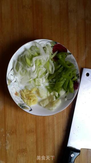 苦瓜炒肉的做法步骤：3