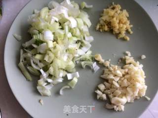 豆角杂锦烧肉丁的做法步骤：10