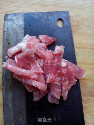 肉丝汤面的做法步骤：1