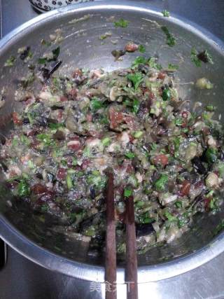茄子馅饺子的做法步骤：4