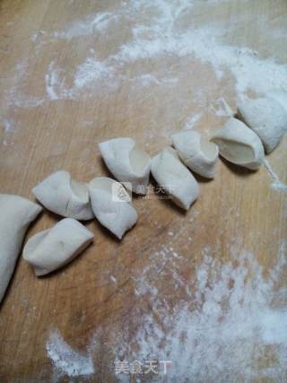 茄子馅饺子的做法步骤：5