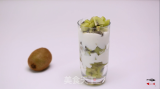 水果酸奶杯的做法步骤：7