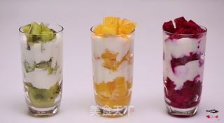 水果酸奶杯的做法步骤：11