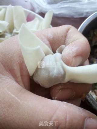 香菇馄饨的做法步骤：4