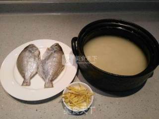 咸鱼肽米煲仔饭的做法步骤：4