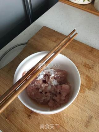 肉末蟹味菇的做法步骤：2