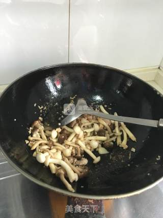 肉末蟹味菇的做法步骤：6