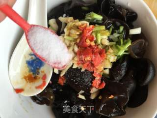 凉拌黑木耳酸辣味的做法步骤：5
