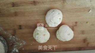 不用发面的葱花油饼的做法步骤：4