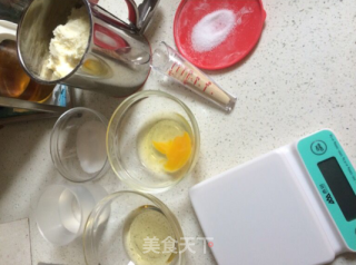 火腿肠芝士条的做法步骤：1