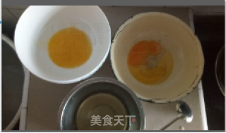 抹茶双拼戚风蛋糕的做法步骤：1