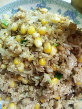 鲜菇玉米炒饭的做法步骤：10