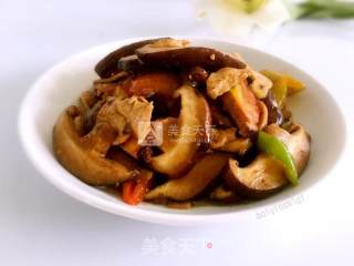 辣椒炒香菇的做法步骤：7