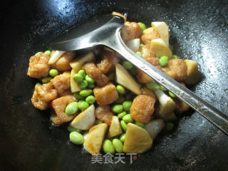 毛豆茭白煮小油豆腐的做法步骤：9